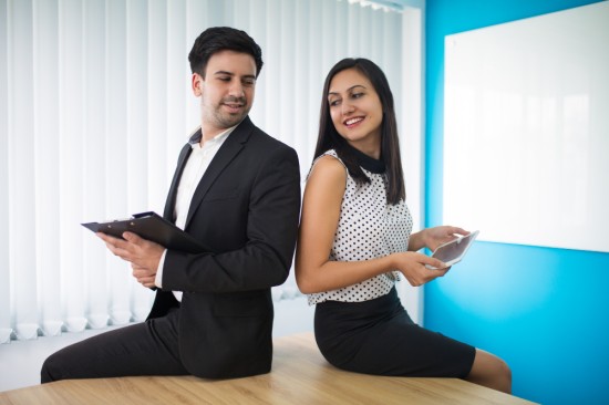 Tips to Handle Personal Relationships at Workplace | Workplace Relationships